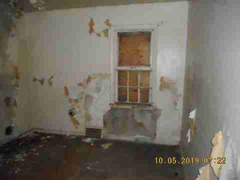 9042 Burt (14)_m.jpg